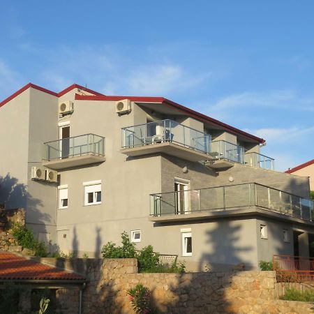 Vila Velvet Hotel Starigrad Paklenica Buitenkant foto