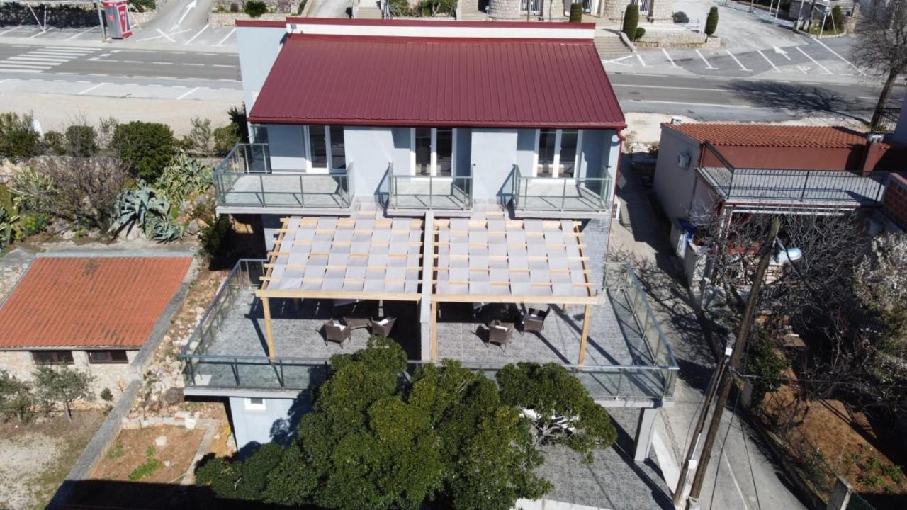 Vila Velvet Hotel Starigrad Paklenica Buitenkant foto