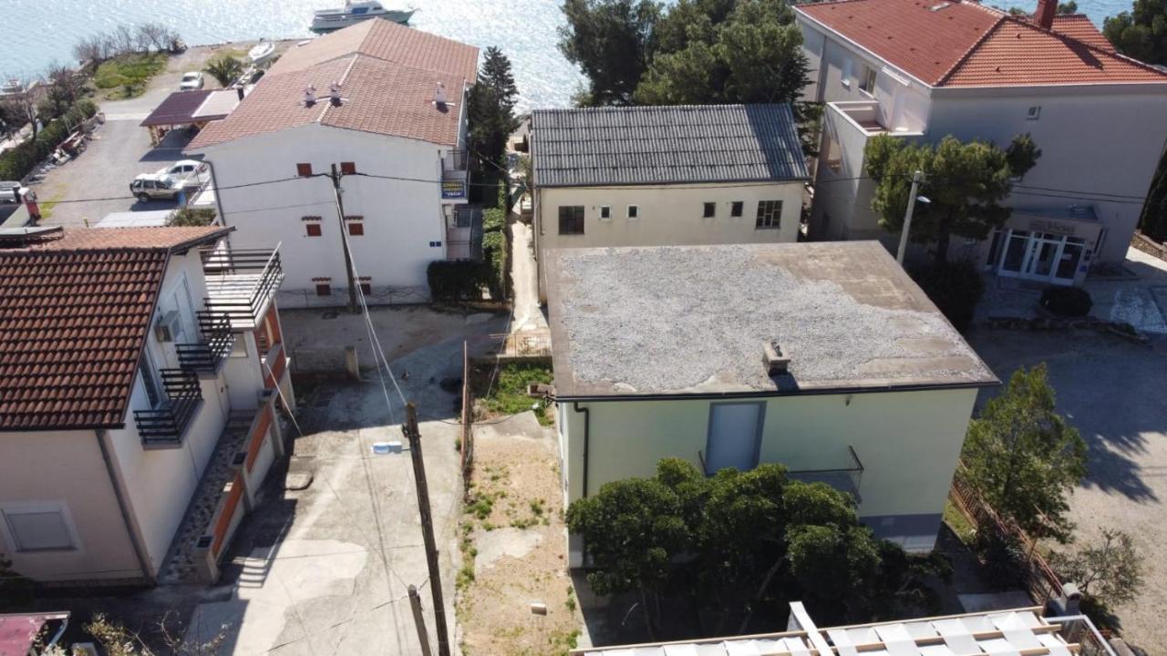 Vila Velvet Hotel Starigrad Paklenica Buitenkant foto