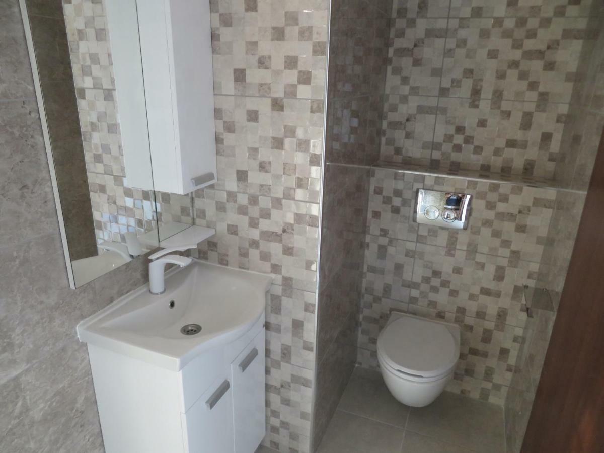 Vila Velvet Hotel Starigrad Paklenica Buitenkant foto
